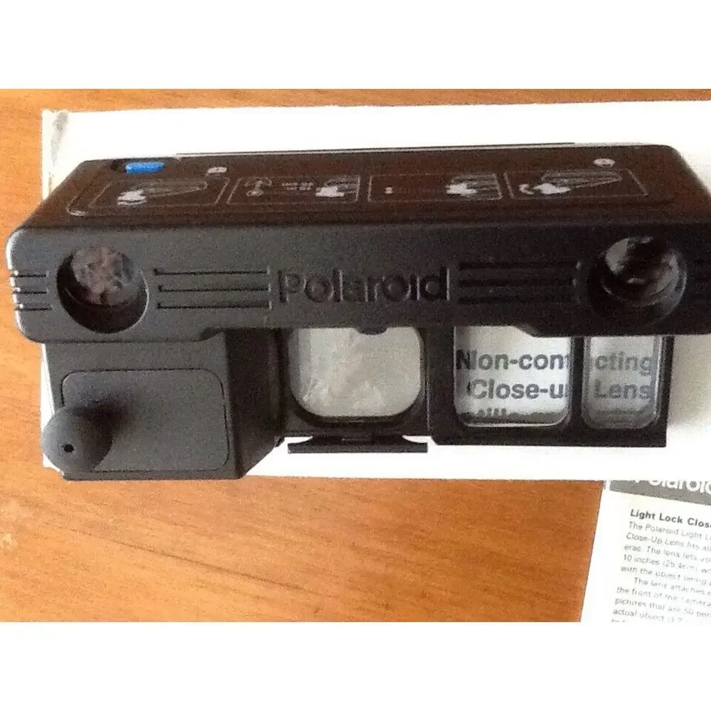 POLAROID LIGHT LOCK Non-Contacting Close-Up Lens - Fits Spectra Cameras